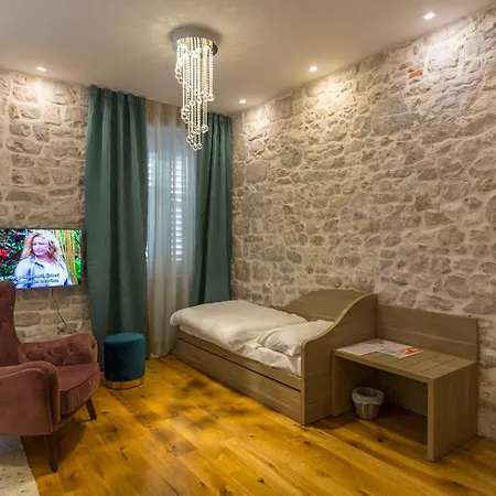Tifani Luxury 4* Split