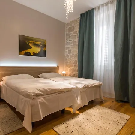 Tifani Luxury Guest house 4*